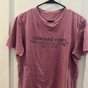 Purple/pink vineyard vines tee